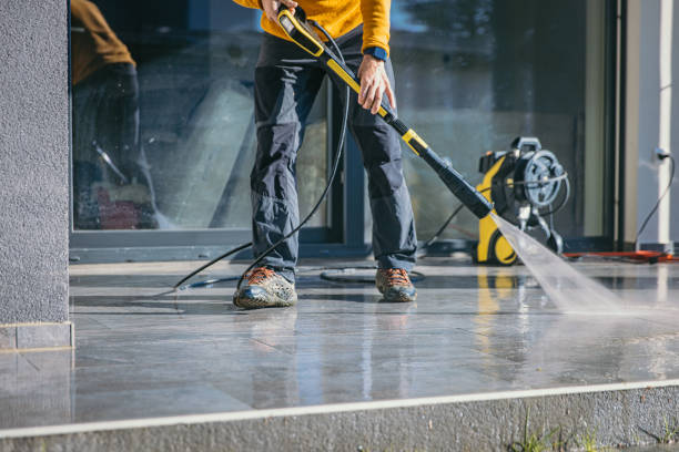Best Driveway Pressure Washing  in Columbia, TN